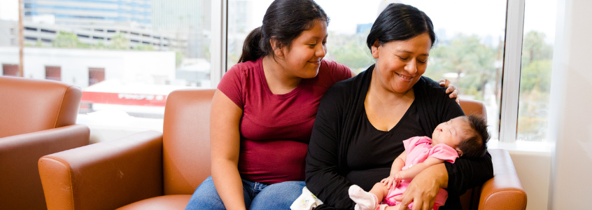 Baby cleft patient with family